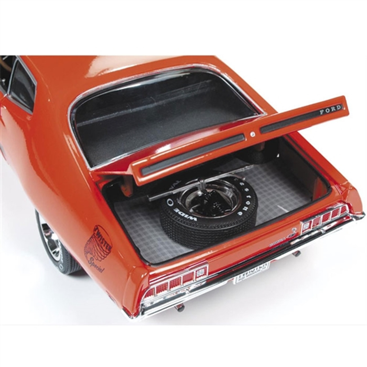Auto World 1:18 Diecast 1970 Ford Torino Cobra