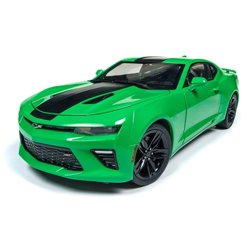 Auto World 1:18 Diecast 2017 Chevy Camaro SS