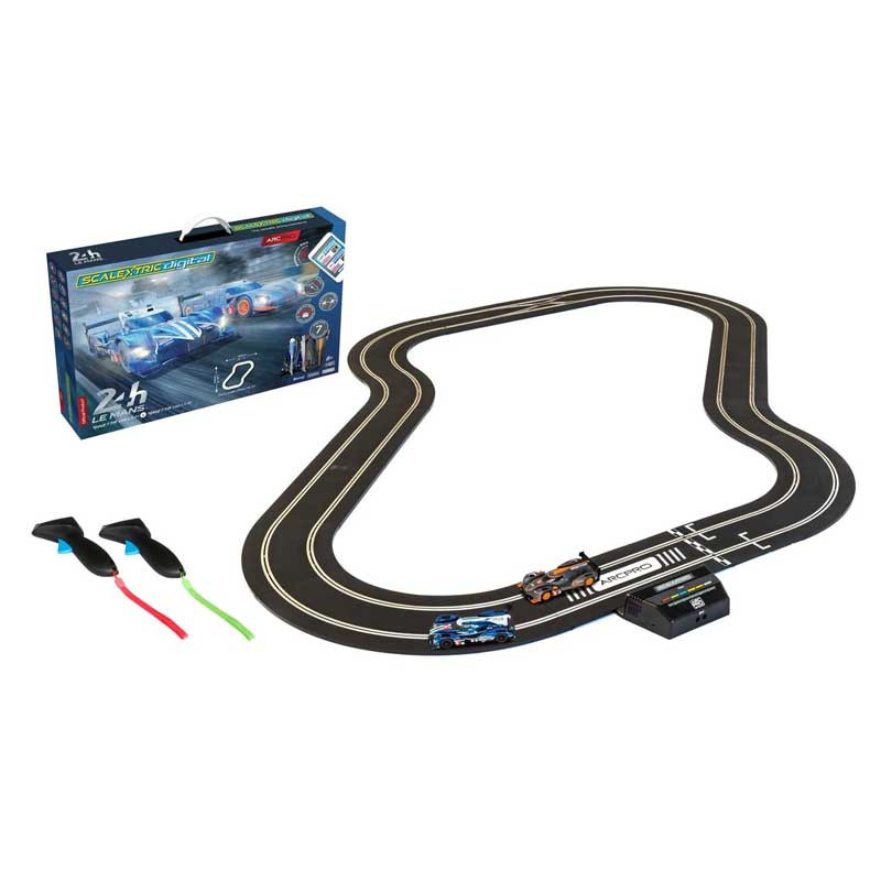 Scalextric 24 H Lemans Ginetta G60 Lt P1 Arc Pro Digital 1 32 Slot Car Track Set Scalextric C1404t