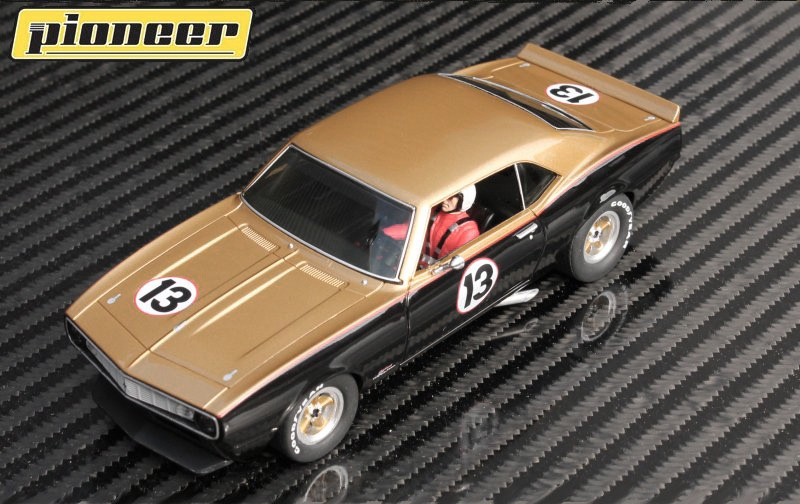 Pioneer 1968 Chevy Camaro #13 Smokey Yunick 1/32 Slot Car
