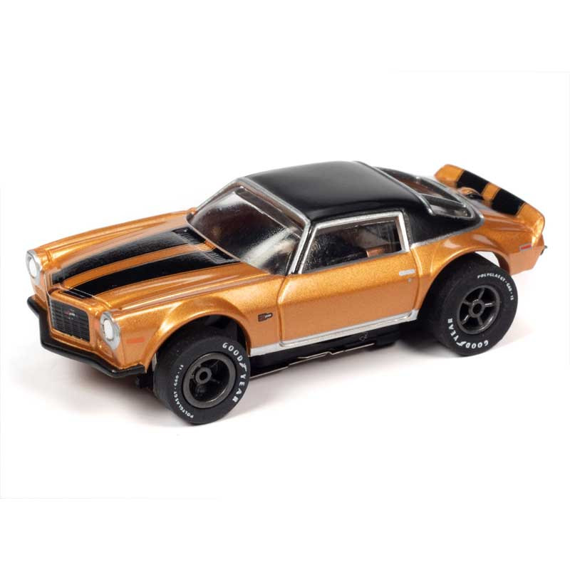Auto World 1971 Chevrolet Camaro Z/28 Gold Xtraction R30 HO Slot