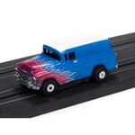 Auto World Thunderjet Flames R29 1957 Chevrolet Suburban HO Slot Car (SC353)