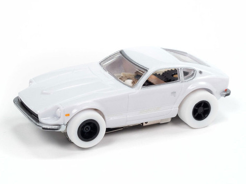 Auto World 1973 Datsun 240Z Factory (Green) X-Traction HO Slot Car