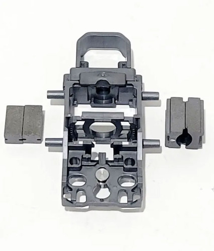 Viper Scale Racing V3 Medium Chassis w/ SR Magnet Package and Pinned Rear Axle Viper Scale Racing V3 Medium Chassis w/ SR Magnet Package and Pinned Rear Axle