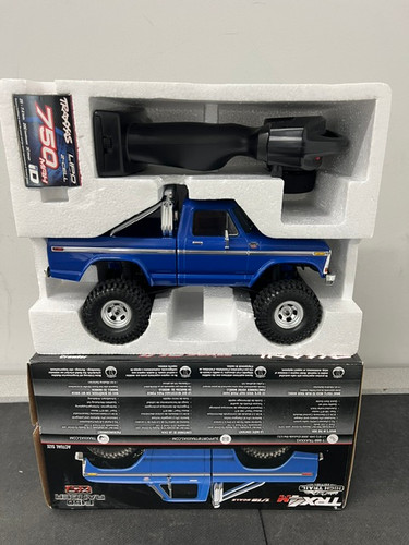 Traxxas 1/18 TRX-4m 1979 Ford F-150 High Trail Edition 4x4 RTR Crawler w/ID Battery & USB Charger - OPEN/BOX