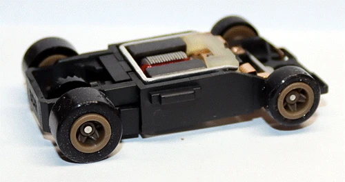 Bulldog HO Racing SRT HO Slot Car Chassis with Gold Wheels