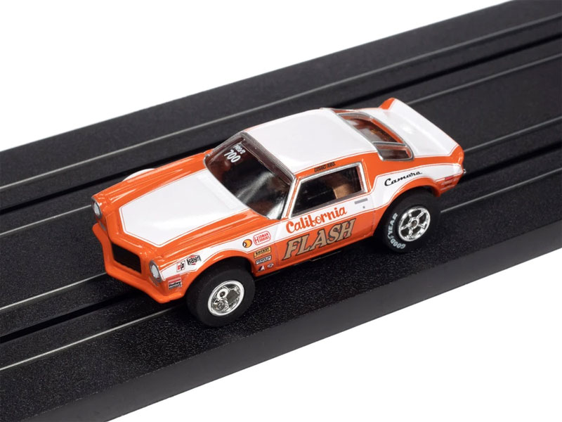 Auto World 1970 Chevy Camaro Butch Leal California Flash Legends of the 1/4 Mile X-Traction HO Slot Car.