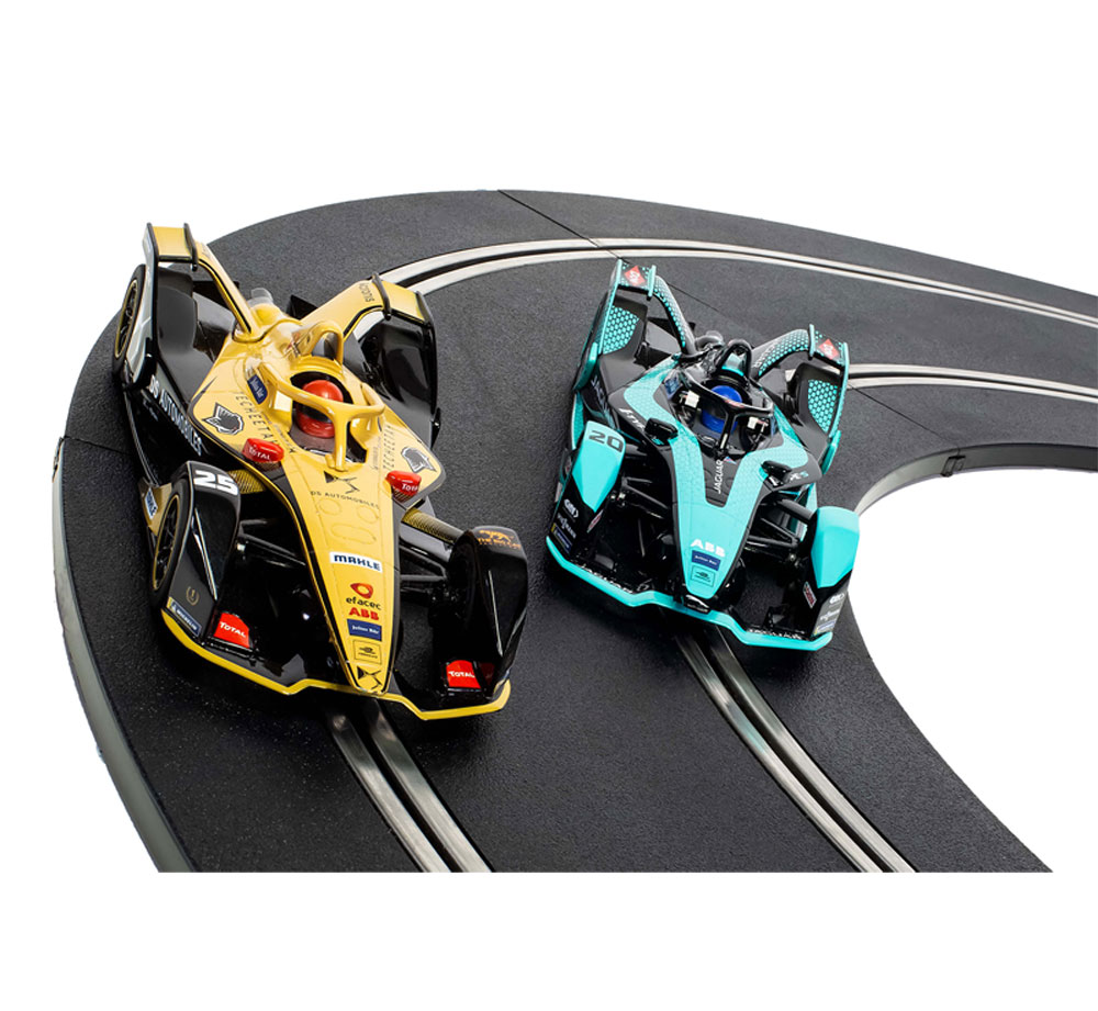 Scalextric Formula E World Championship Spark Plug 1/32 Slot Car Track Set