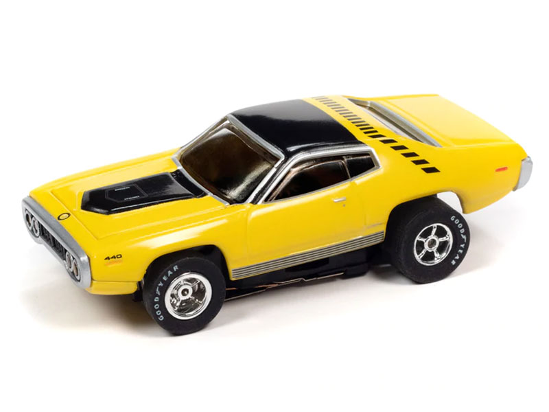 【1/18】オートワールド 1971 プリムス ロードランナー（イエロー） Auto World 1971 Plymouth GTX (Yellow) X-Traction Flamethrowers R33