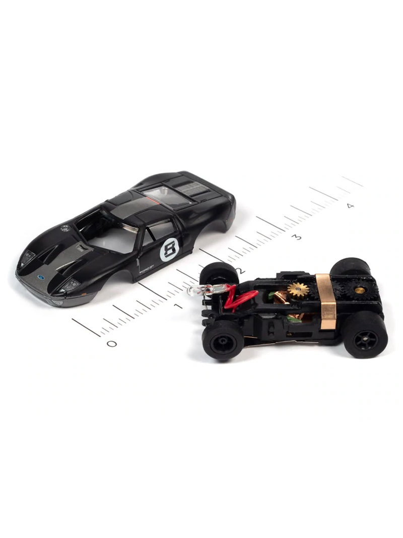 Auto World 2005 Ford GT 40 (Black) Xtraction Flamethrowers R33 HO Slot Car