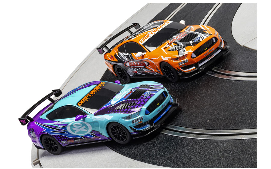 ミニカー GRAN TURISMO SCALEXTRIC SLOT CAR 1/32 Scalextric Drift 360 1/32 Slot Car Track Race Set