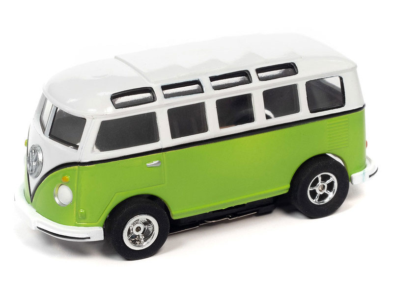 バンダイ VOLKSWAGEN アビュランス 約25cm Auto World 1965 Volkswagen Samba Bus (Green) X-Traction R34 HO