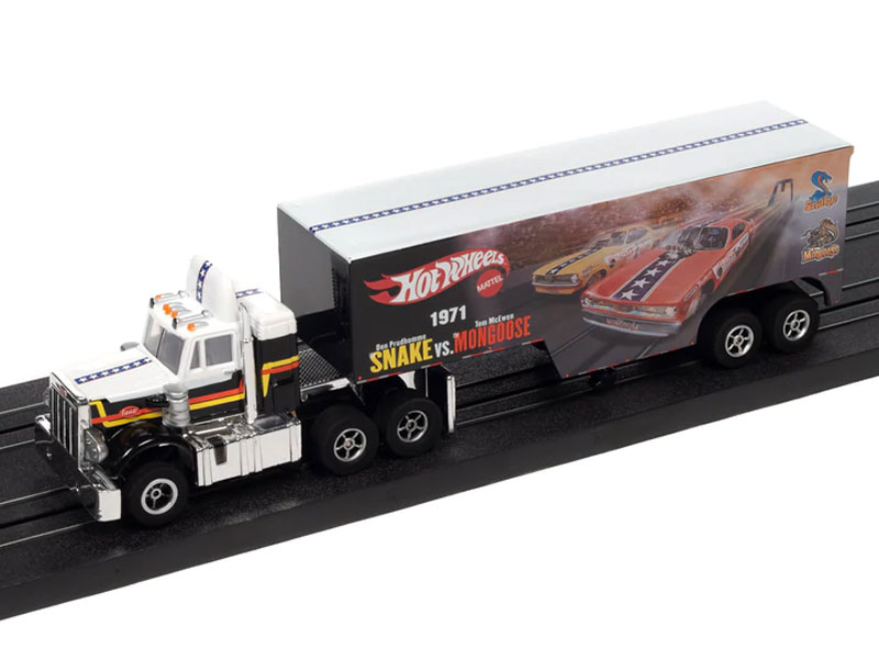 Auto World Racing Rig Peterbilt Model 359 w/Race Trailer (Snake vs. Mongoose) X-Traction Flamethrowers R12 HO Slot Car