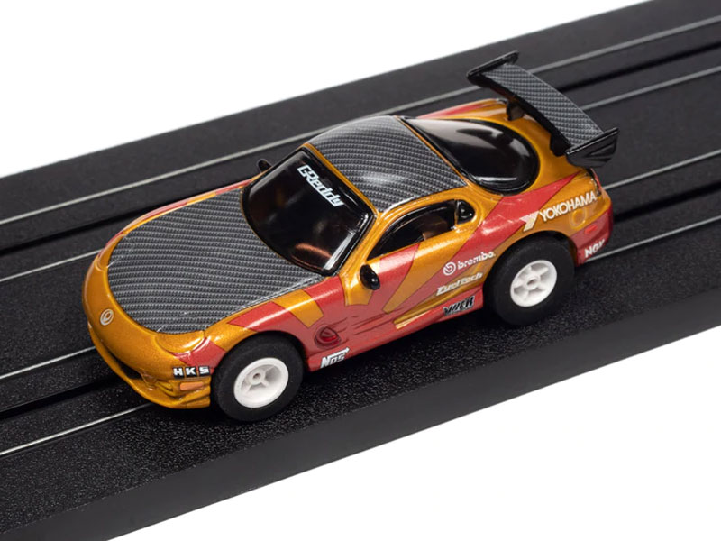 Auto World 1995 Mazda RX-7 (Gold/Red) Import Heat X-Traction HO Slot Car