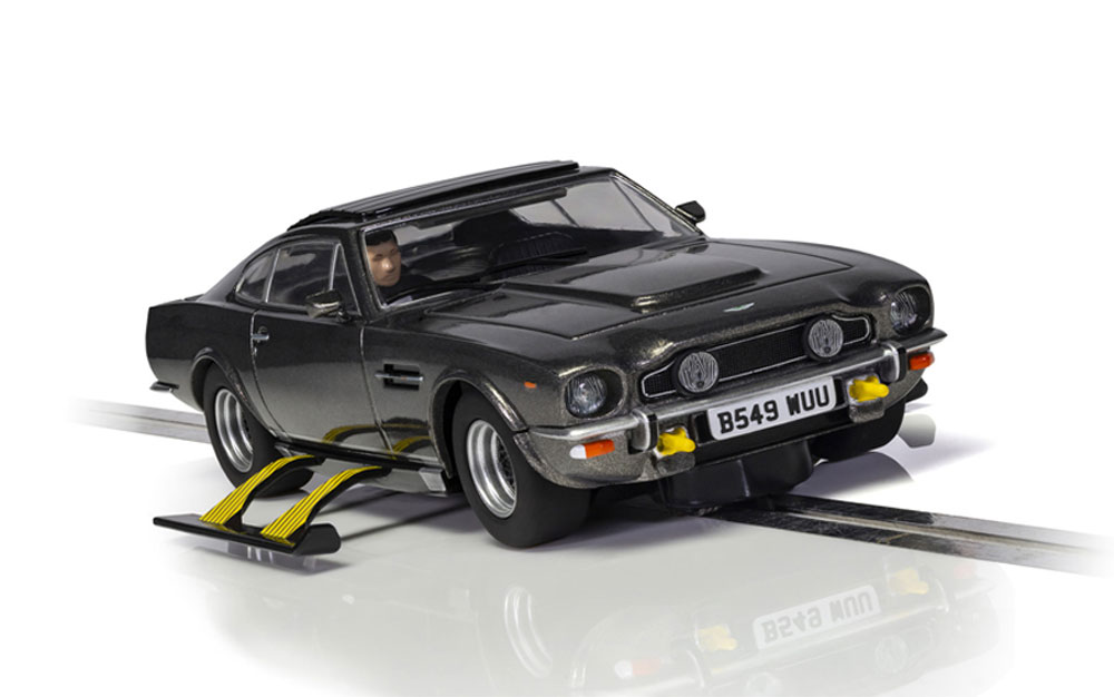 Scalextric James Bond Aston Martin V-8 - The Living Daylights 1/32 Slot Car