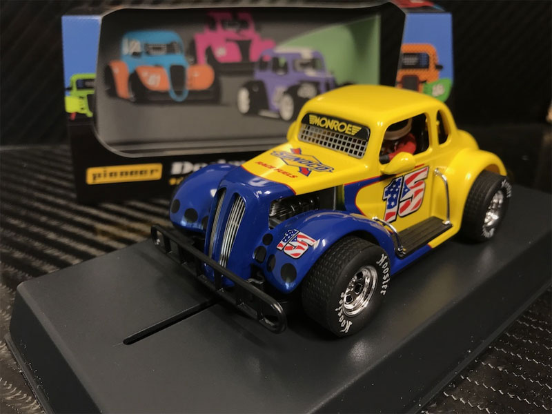 Pioneer 1937 Dodge Coupe Legends, Yellow/Blue 'Sunoco' #15 1/32 Slot Car