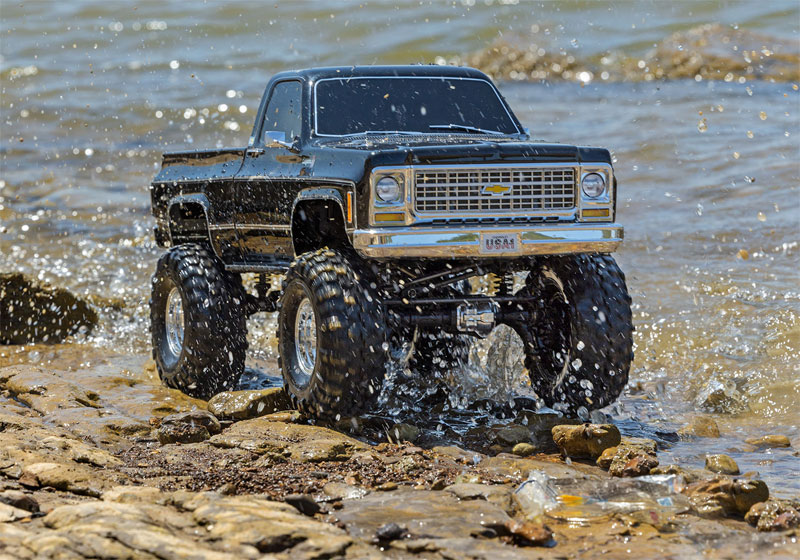 Traxxas TRX-4 1979 Chevrolet K10 Truck High Trail Edition 4WD RTR Rock Crawler w/3S LiPo COMBO