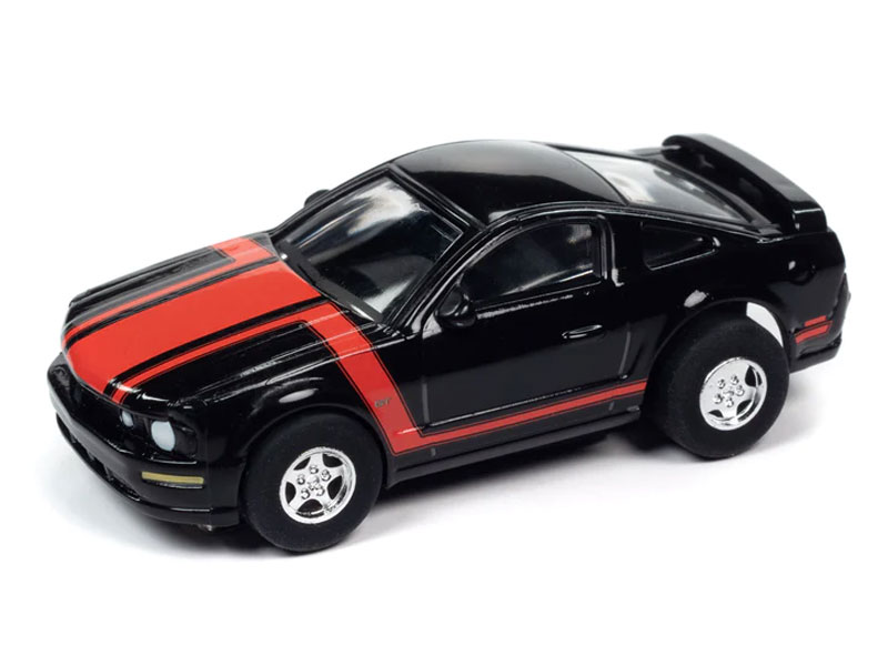 Auto World 2005 Ford Mustang GT (Black) Super III HO Slot Car