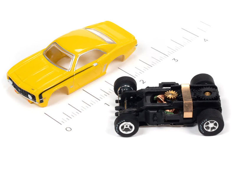 Auto World 1969 Chevrolet Camaro SS (Yellow) X-Traction HO Slot Car