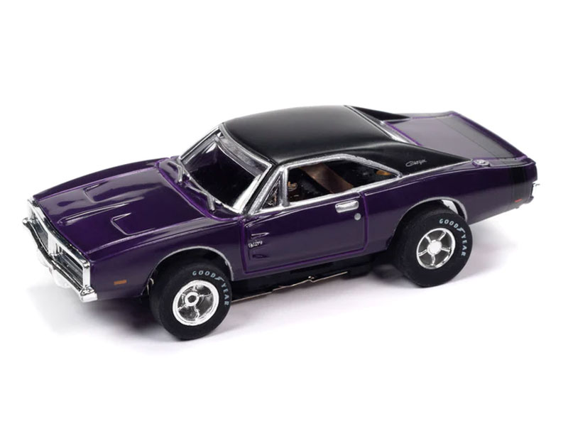 Auto World 1969 Dodge Charger (Plum Crazy Purple) X-Traction HO Slot Car