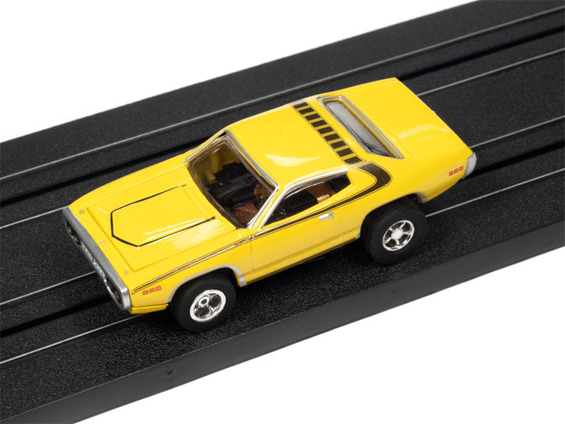 Auto World 1971 Plymouth Satellite X-Traction HO Slot Car