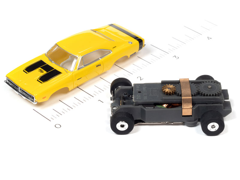 Auto World 1969 Dodge Charger R/T (Yellow) Thunderjet HO Slot Car