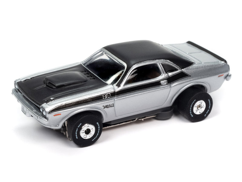 Auto World 1970 Dodge Challenger T/A (Silver) Thunderjet HO Slot Car