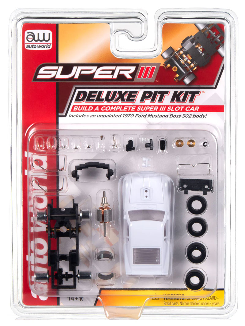 Auto World Super III Deluxe Pit Kit (w/1970 Ford Boss Mustang Body) HO Slot Car