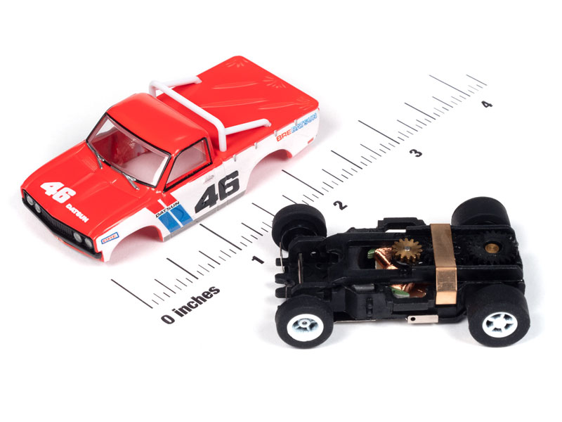 Auto World 1972 BRE Datsun 620 Pickup Truck Tribute X-Traction HO