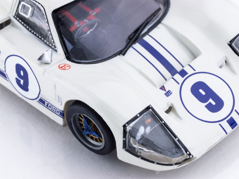 AFX Ford GT40 Mark IV #9 White Mega G+ HO Slot Car