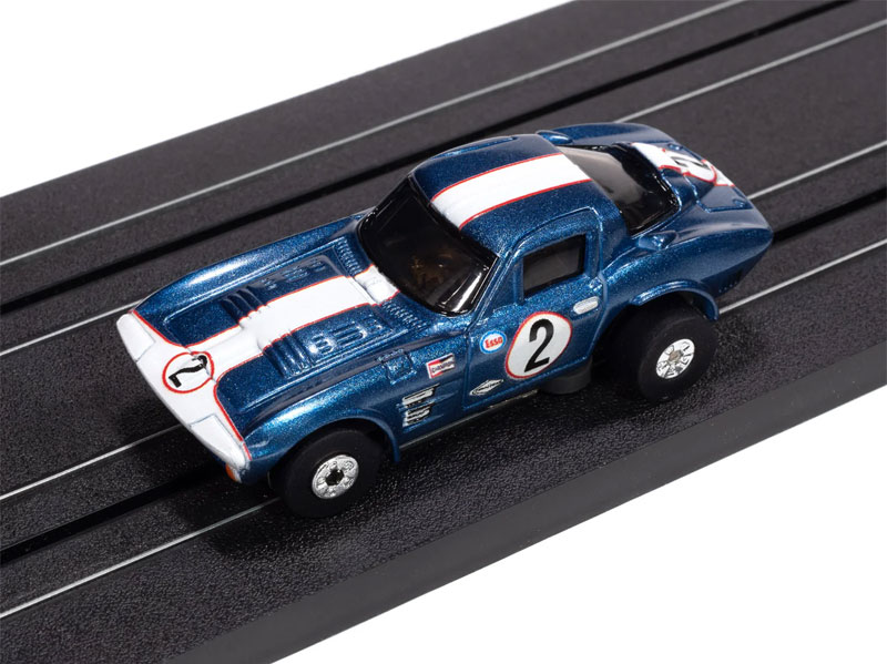 Auto World 1964 Corvette Grand Sport (Blue & White) Thunderjet HO Slot Car