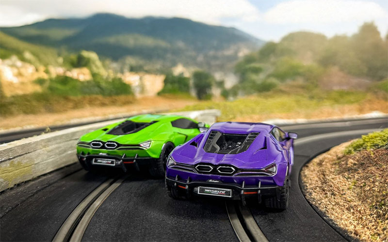 Scalextric Supercar Showdown 1/32 Slot Car Track Set