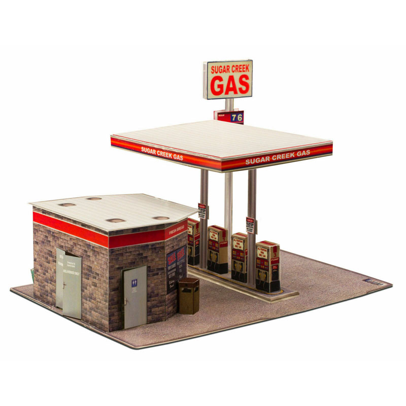 Innovative Hobby 1/32 scale Gas Station Model Building Kit
