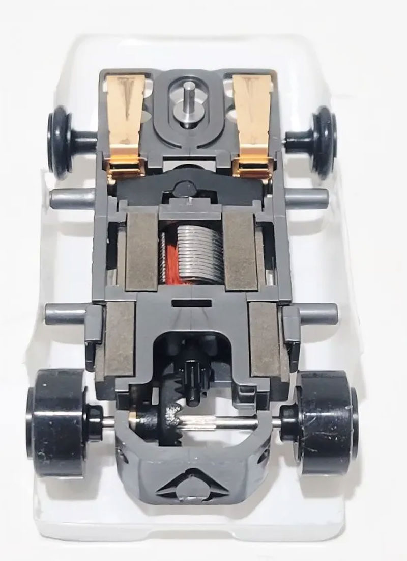 Viper Scale Racing (WHITE) VSPEC w/V17 Body Ready to Race HO Slot Car