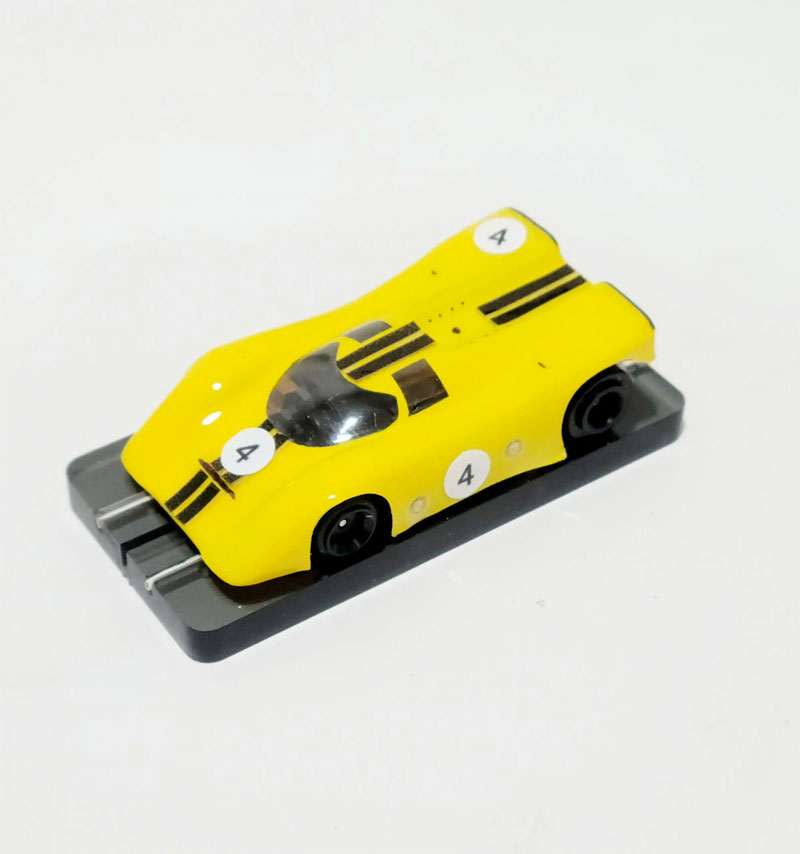 Viper Scale Racing (YELLOW) VSPEC w/ V17 Body Ready to Race HO