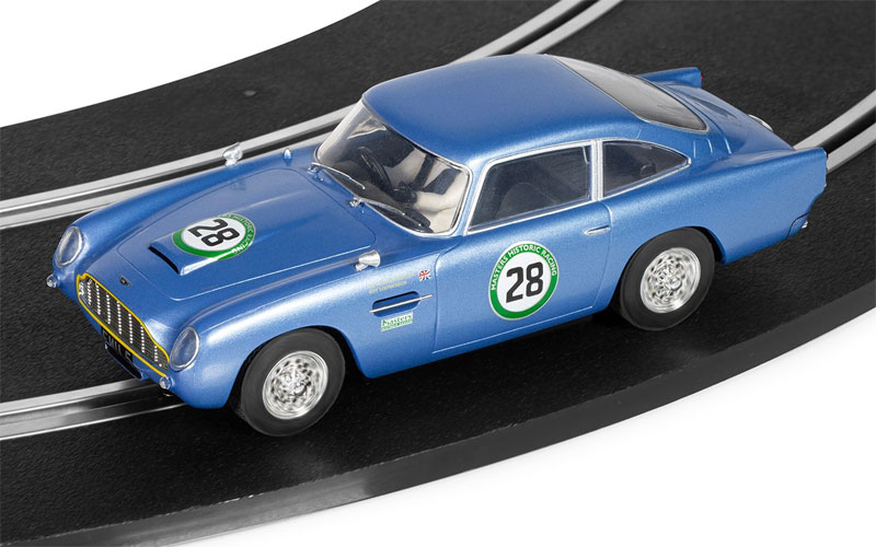 カレラデジタルスロットカー 1/32 Aston Martinアストンマーチン Scalextric Aston Martin DB5 - Blue / Yellow - Historic GT Racing 1