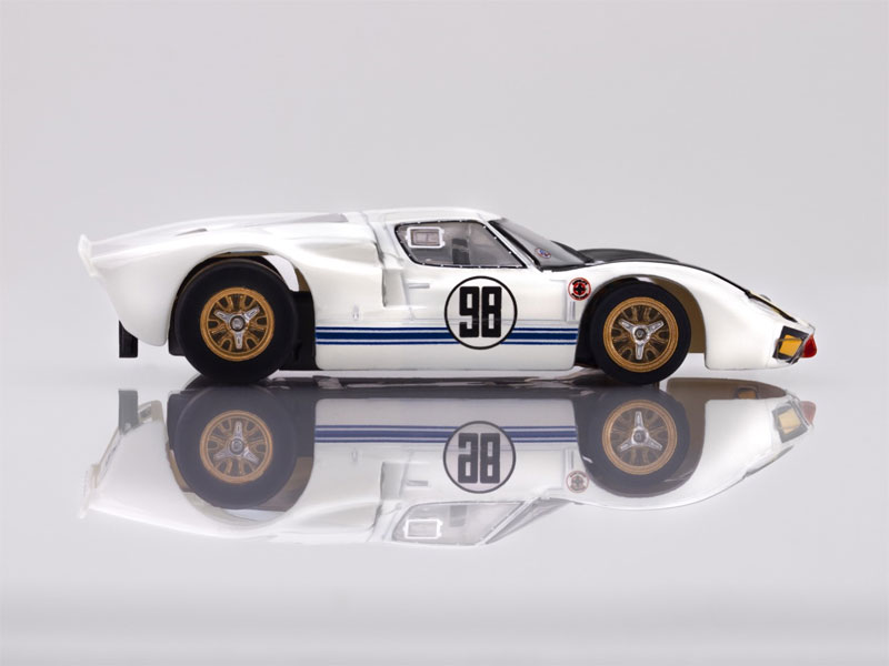 AFX Ford GT40 MKII Daytona #98 Mega G+ HO Slot Car