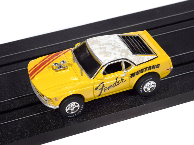 Auto World 1970 Ford Mustang Boss 302 Fender (Yellow) Super III HO Slot Car