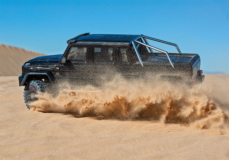 Traxxas TRX-6 Mercedes-Benz G 63 AMG 6x6 Scale & Trail RTR RC Crawler with Clipless Body with 3S LiPo Combo