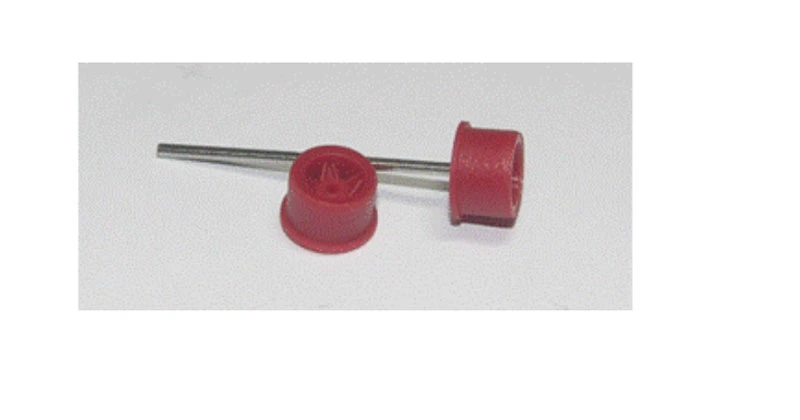 Bulldog HO Racing Front Axle with Red Hubs