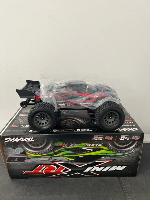 Traxxas Mini XRT 4WD Brushless RTR RC Monster Truck w/ID Lipo Battery & USB-C Charger - DMG BOX