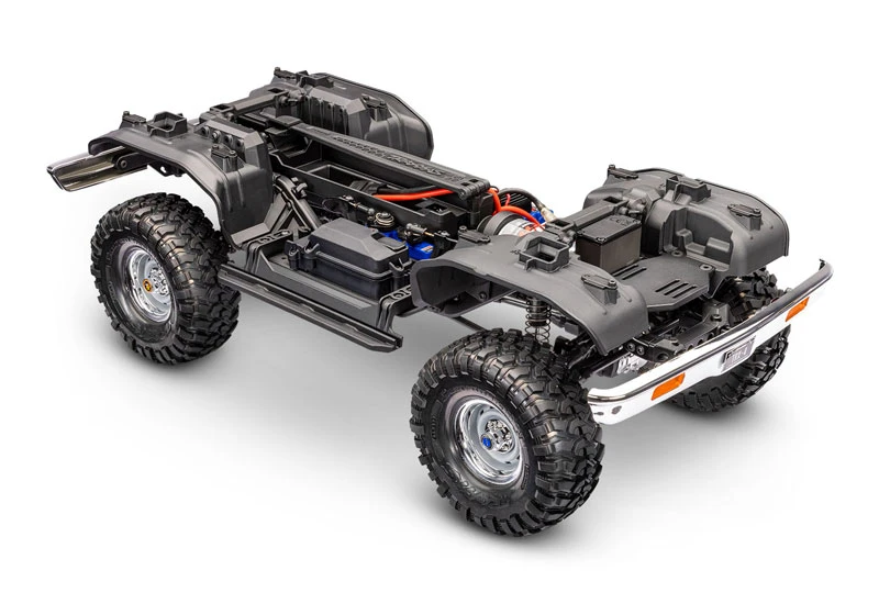 Traxxas TRX-4 1972 Chevrolet K5 Blazer 4WD RTR Rock Crawler Trail Truck with Clipless Body w/3S LiPo COMBO