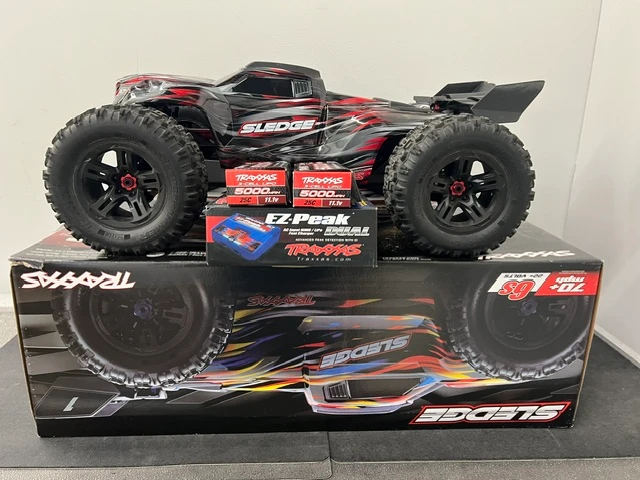 Traxxas Sledge 6S 4WD with Belted Tires Brushless RTR Monster Truck w/6S LiPo & Dual Charger Combo - OPEN/USED ITEM