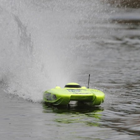 Pro Boat Miss Geico 29-inch Catamaran V3 Brushless RTR Boat