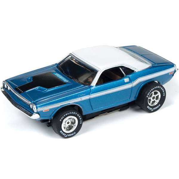 Auto World Blue 1970 Dodge Challenger X-Traction HO Slot Car