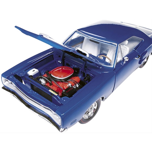 Auto World 1:18 Diecast 1969 Dodge Coronet R/T Hardtop (50th Anniversary)
