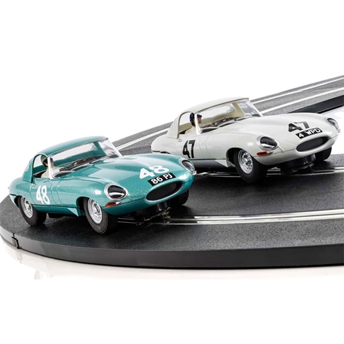 スケーレックストリック ジャガーJaguar E-Type 1:32スロットカー Scalextric 1/32 ｽﾛｯﾄｶｰ C3878◇ Jaguar E-Type Union Jack ユニオン