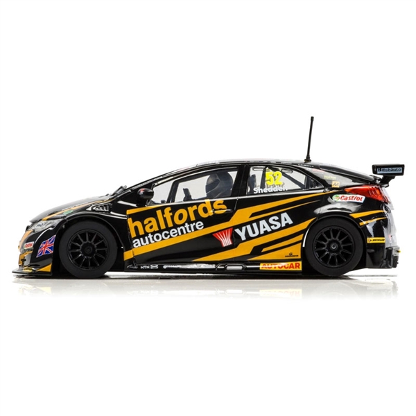 Scalextric Honda Civic Type R 'Halfords' NGTC-BTCC 2017 1/32 Slot Car