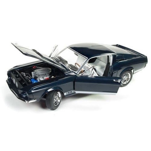 auto world 1967 Shelby GT500 ダイキャストモデル Auto World 1:18 Diecast 1967 Shelby GT-500 2+2