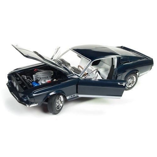 Auto World 1:18 Diecast 1967 Shelby GT-500 2+2 (Hemmings Muscle Machines & 50th Anniversary)